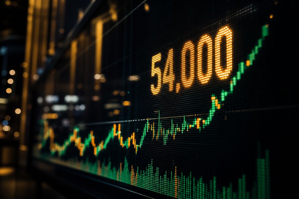 Dow-Nasdaq Divergence Tests the AI Rally After CoreWeave Bond-Yield Shock