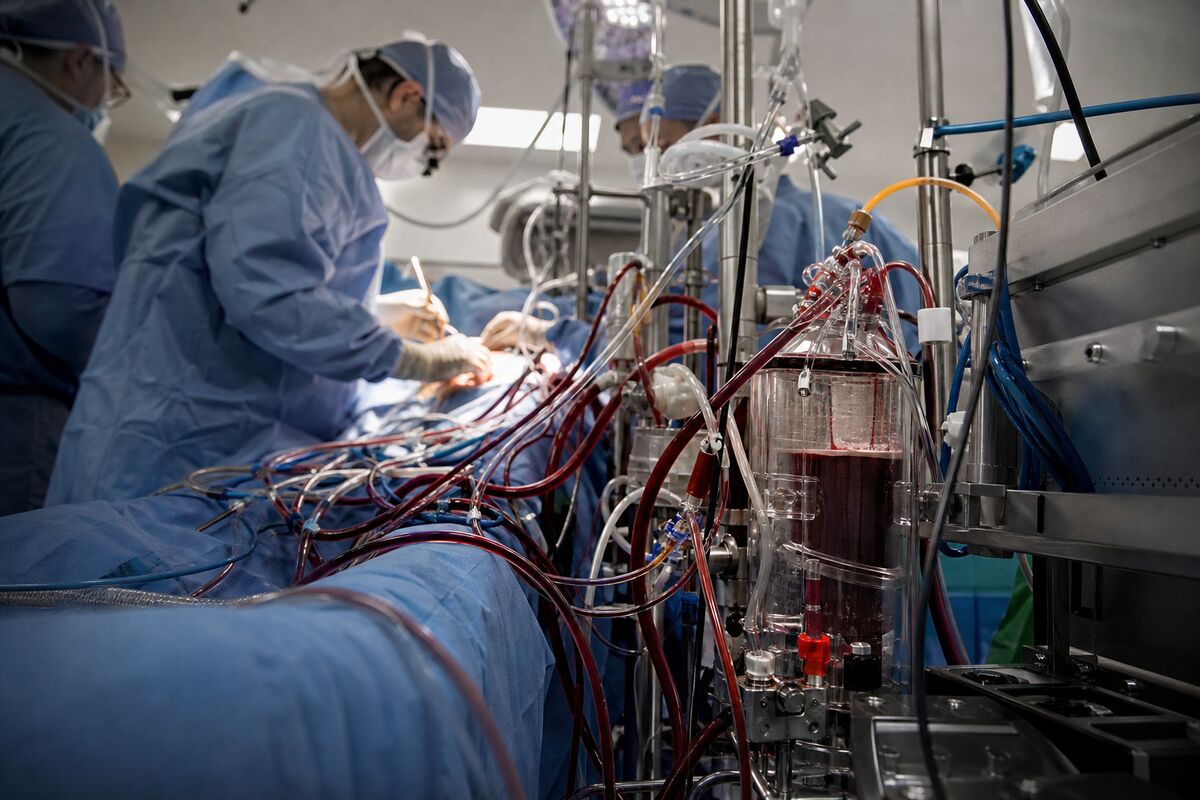 Surgery Partners Shares in Focus as Bon Secours Reportedly Nears $6 Billion Takeover