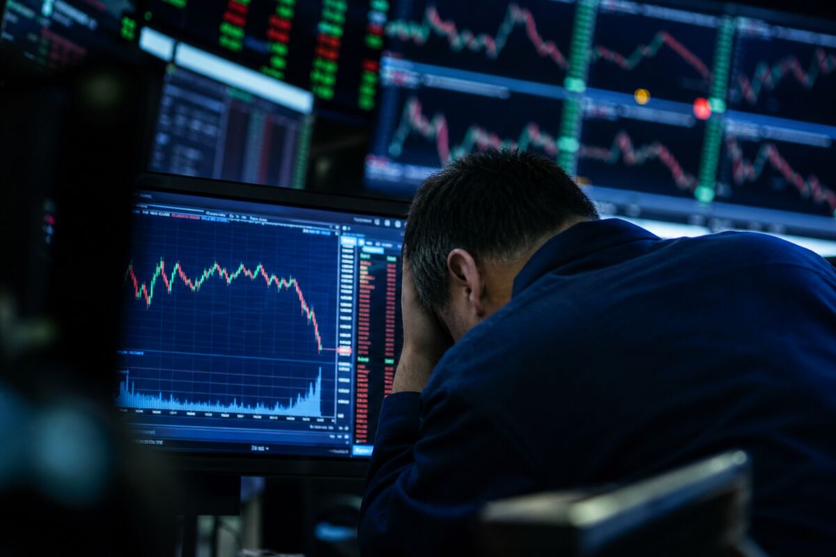 Steve Eisman Turns Defensive as AI Trade Approaches a Potential Tipping Point