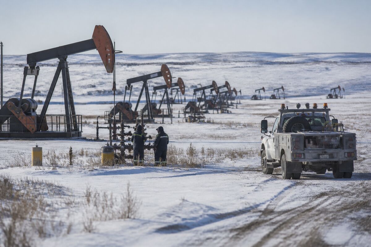 Tamarack Valley’s C$10 Billion Headwater Deal Signals a New Wave of Canadian Oil-Patch Consolidation